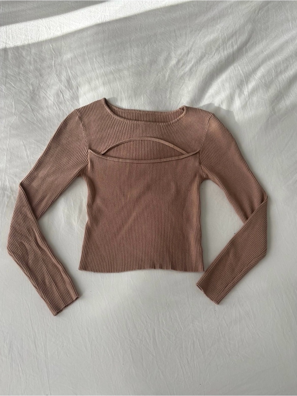 Beige Ribbed Cutout Crop Top Long Sleeve Size Small